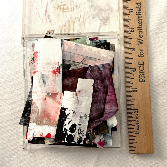 Hand painted Ephemera Pack Art with up-cycled Funky Face cd case, 30+ Pieces - Picture 4 of 12